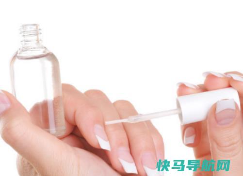 指甲油凝固了可以用热水泡吗？指甲油会污染环境吗